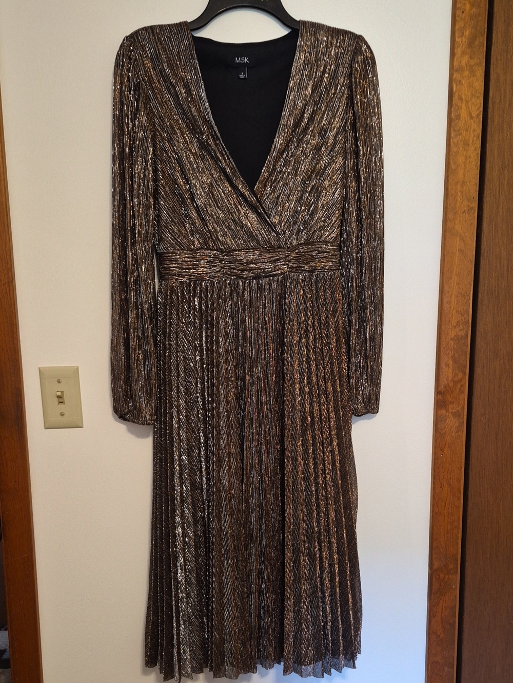 MSK Metallic Bronze Pleated V-Neck Long Sleeve Dress SZ S